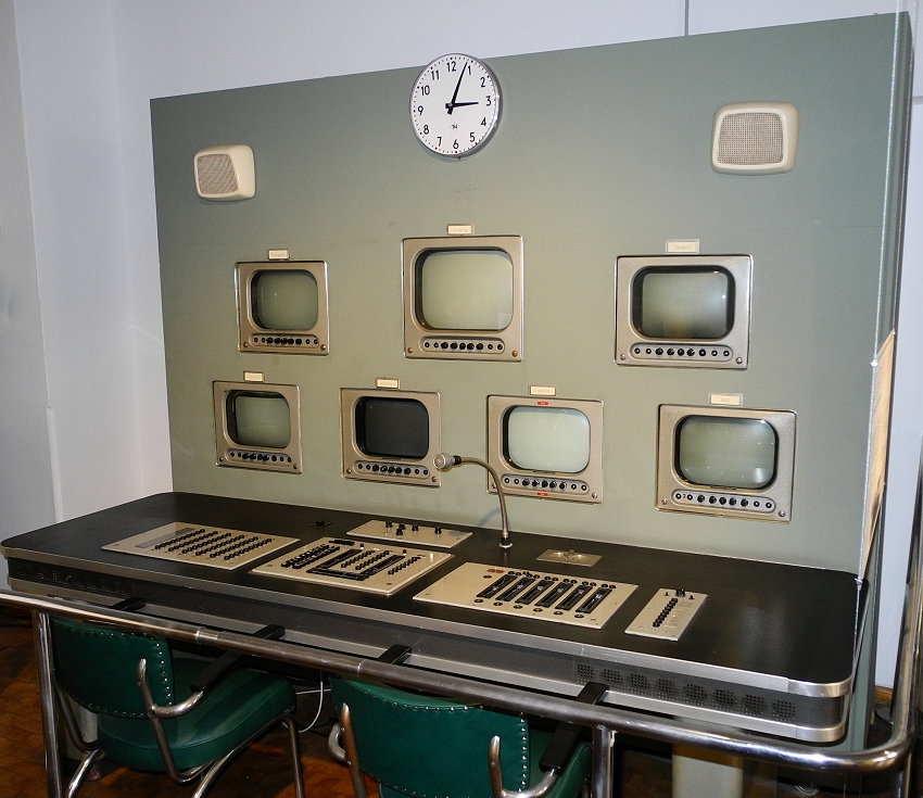 Deutsches Technikmuseum Berlin.  Historisches Schwarz-weiß-Fernsehstudio